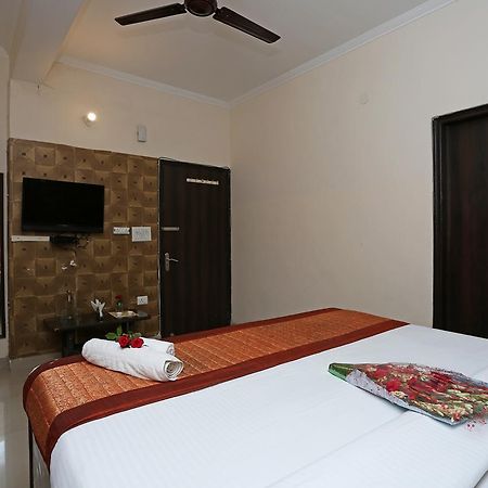 Hotel Avalon New Delhi Exterior photo